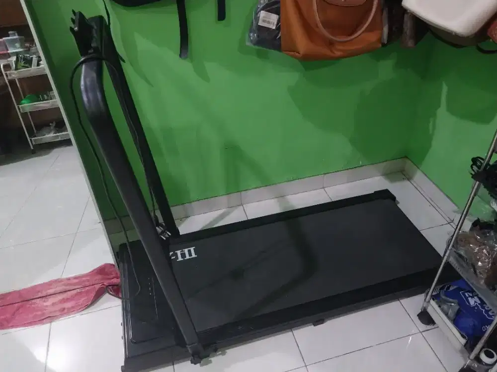 Treadmill listrik