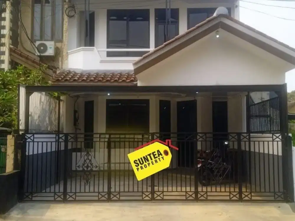 Disewakan Rumah 2,5 Lantai 4 KT Area Favorit Akses Mudah Kebayoran Lama Jakarta Selatan