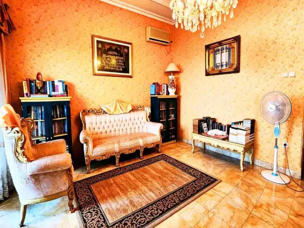 Rumah Mewah dan Luas SHM Harga NJOP di Pejaten, Jakarta Selatan
Jakarta Selatan, DKI Jakarta