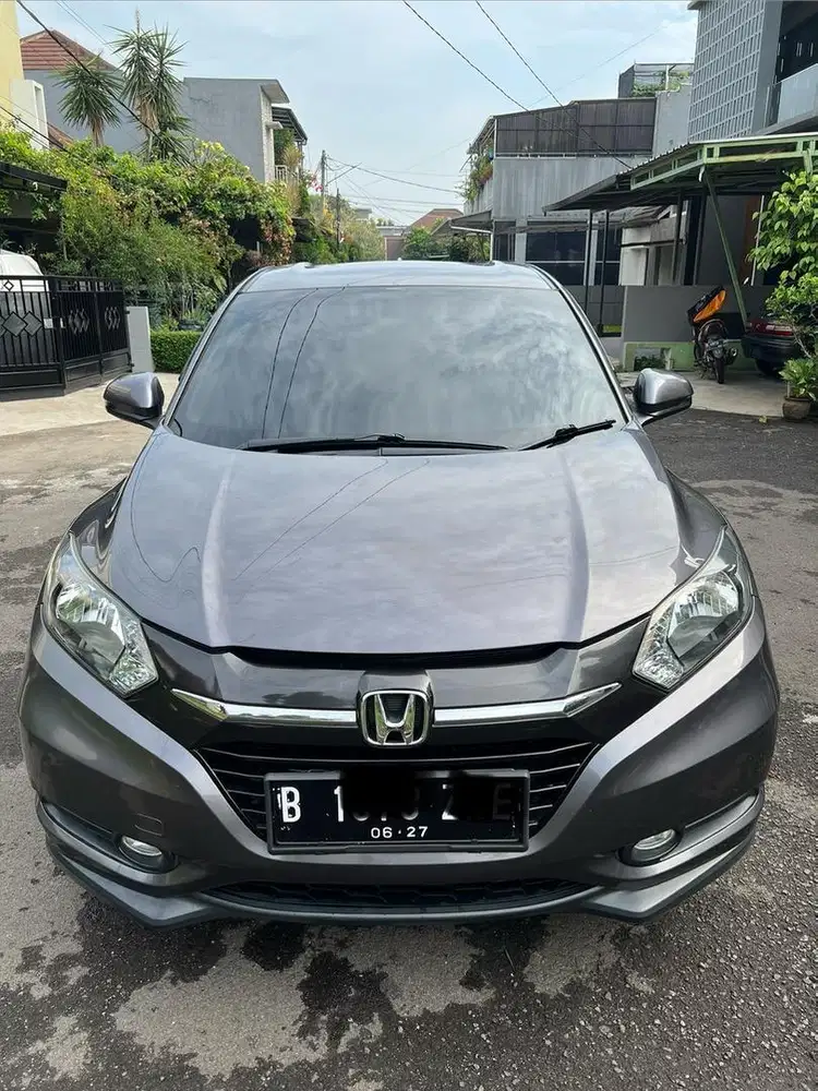 Jual HRV 2017 low KM tipe E