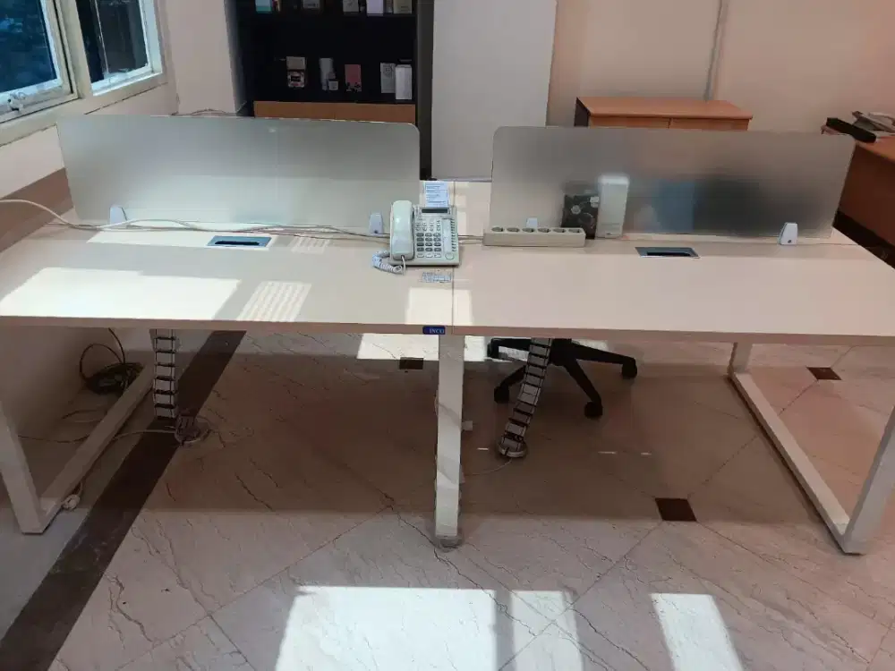 Work station utk 4 orang