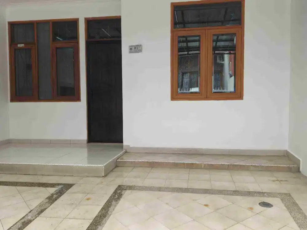 Sewa Rumah Siap Huni di Kelapa kopyor timur kelapa gading jakarta, 2,5 lantai, 70Juta