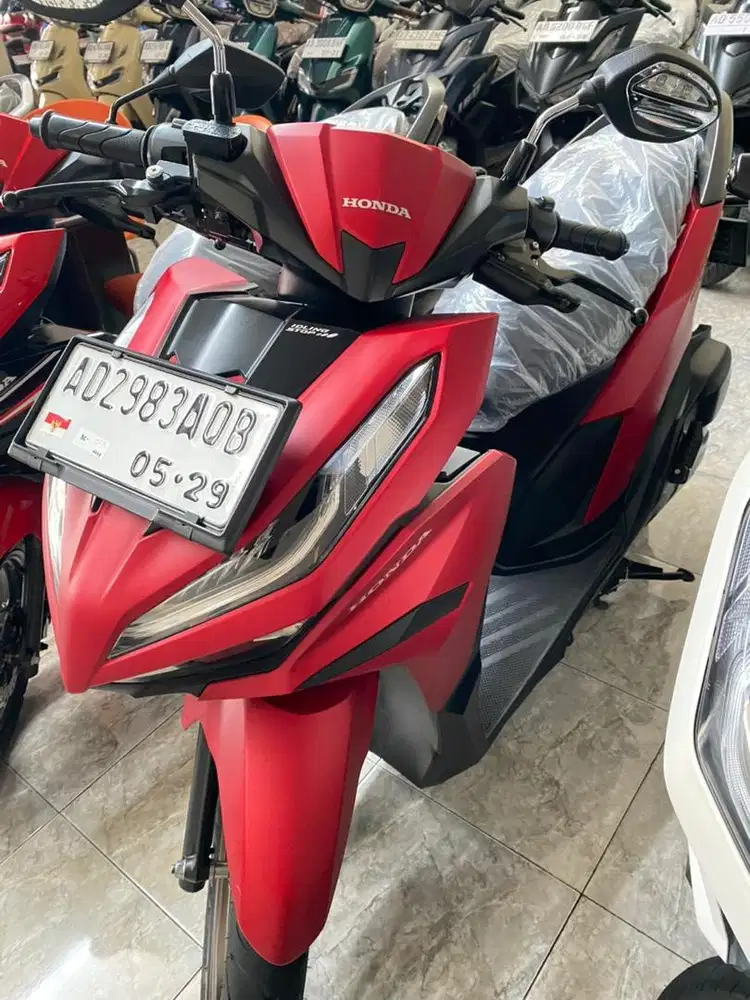 VARIO 125 TAHUN 2024