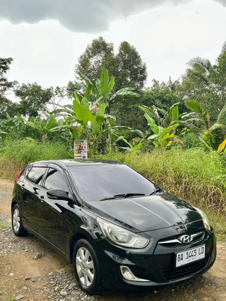 Hyundai grand avega GL tahun 2011 manual mulus