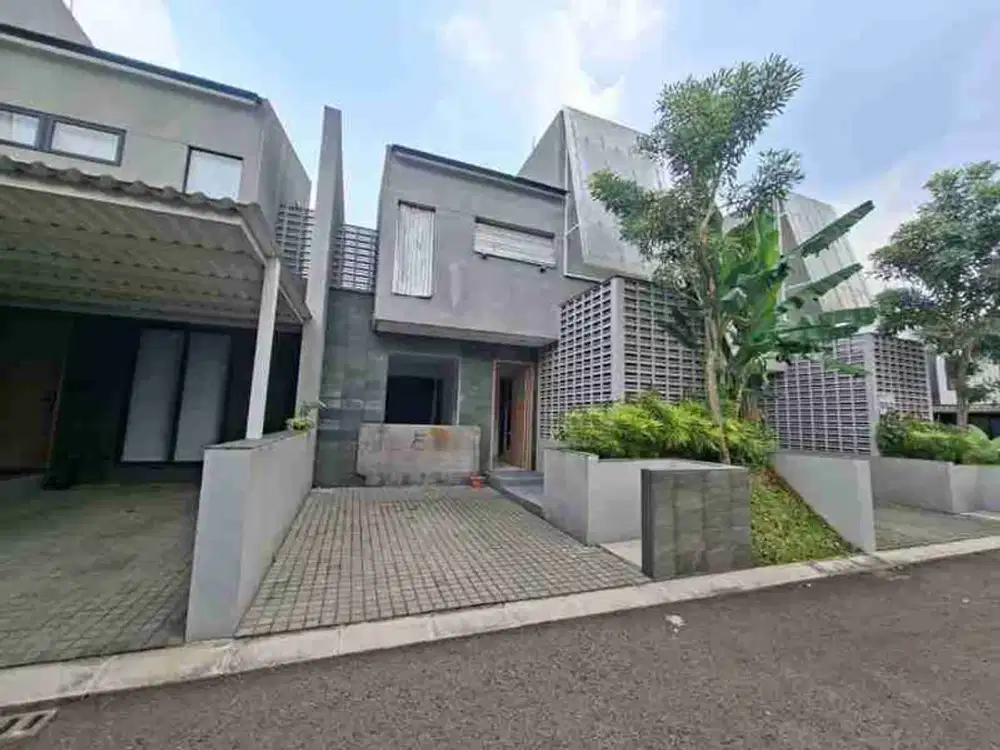 Dijual Rumah 2 lantai di dalam cluster