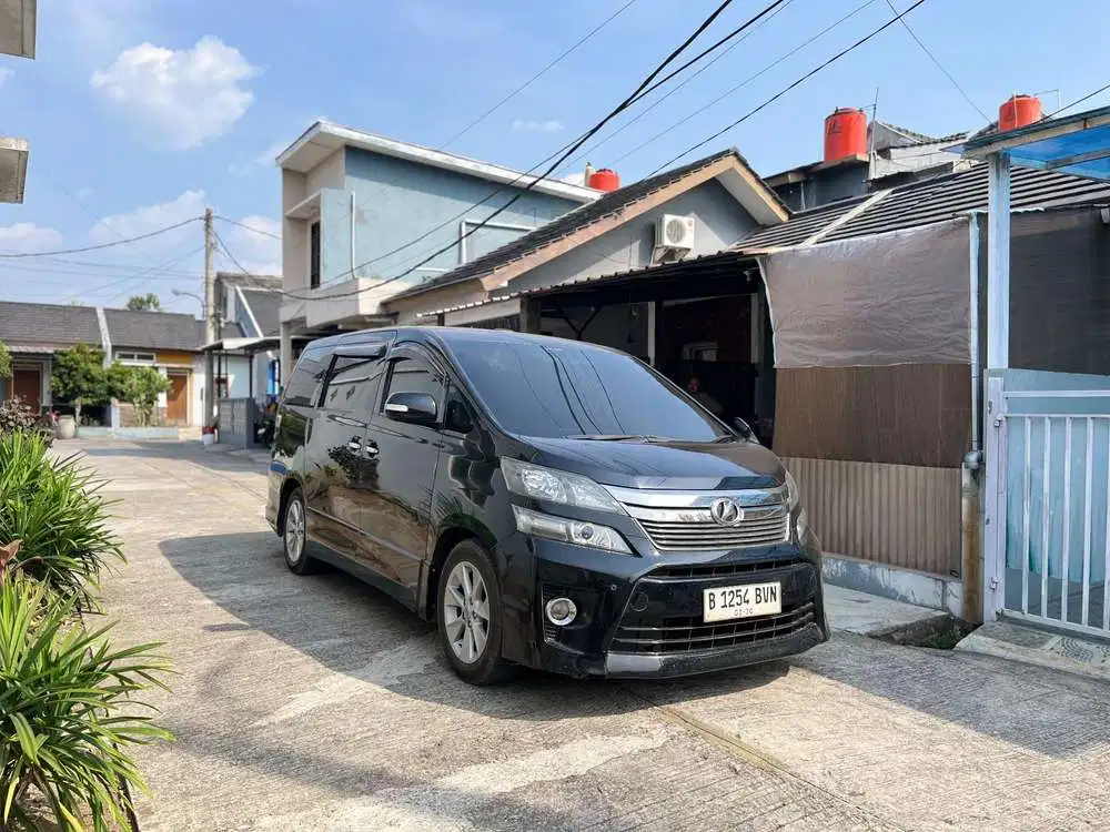 Toyota Vellfire 2010 Bensin