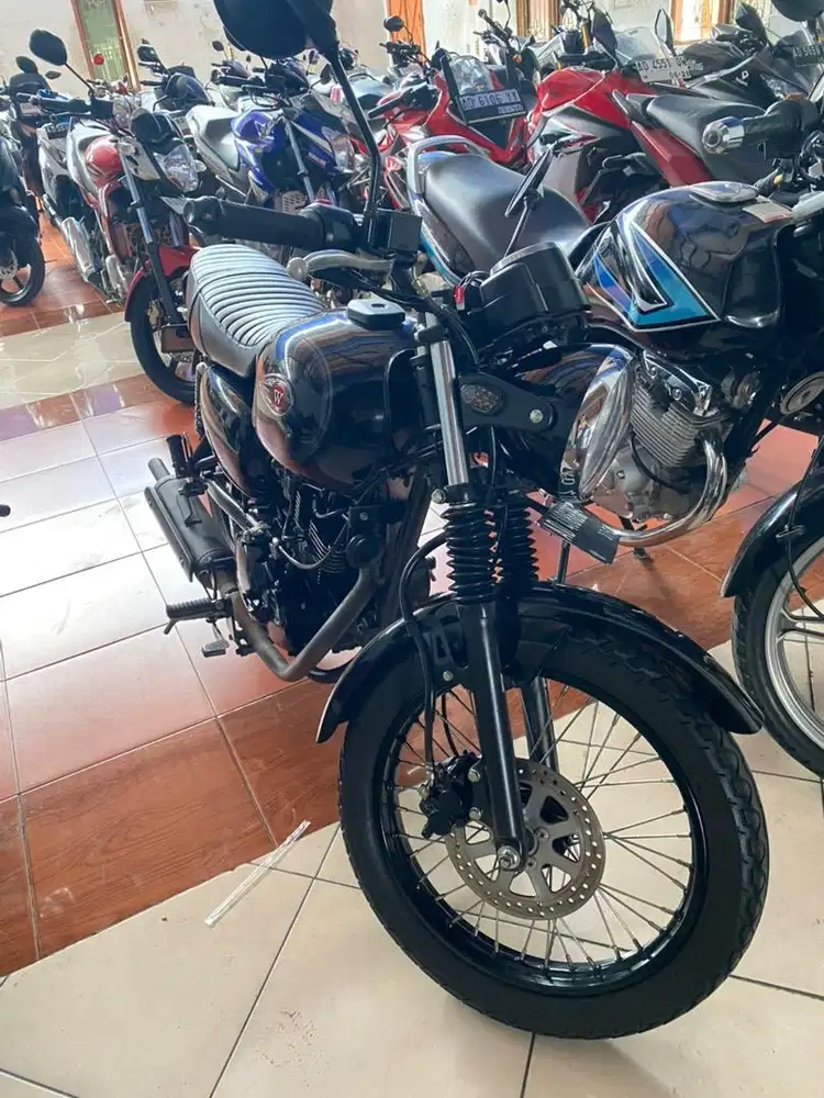 KAWASAKI W175 2022 KM RENDAH