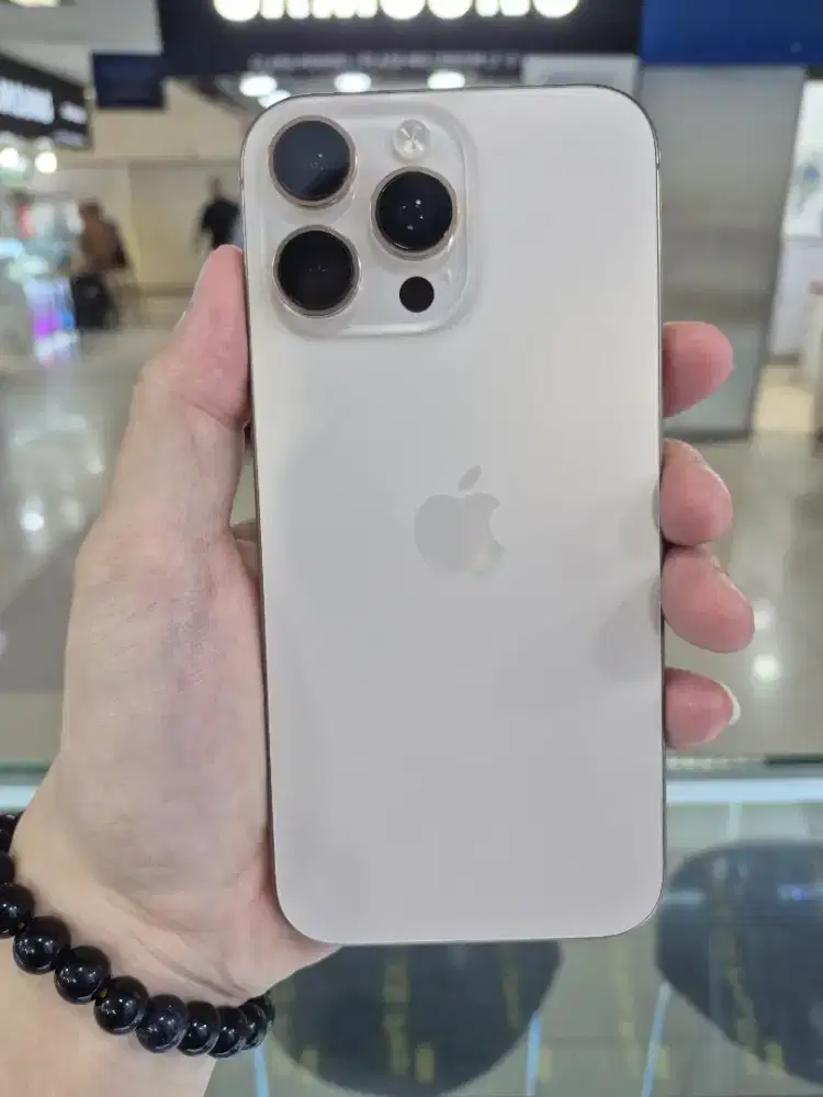 Iphone 16 pro max 256gb resmi mulus