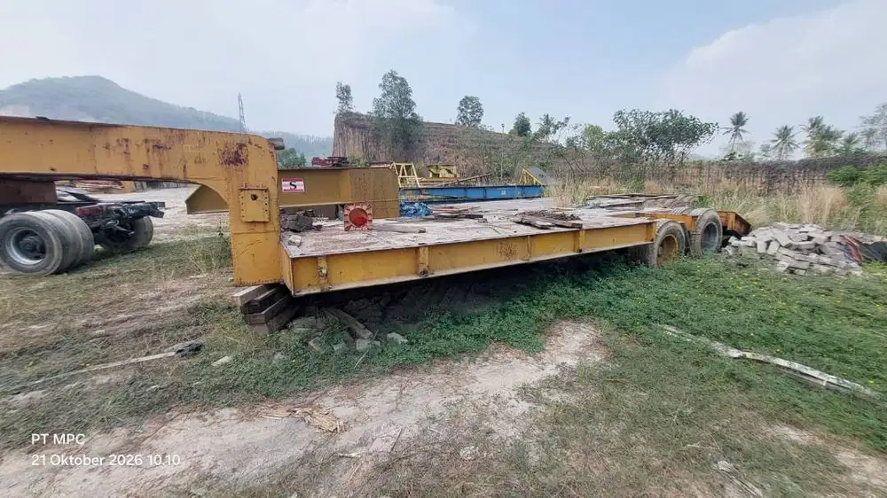 Dilelang 4 Unit Lowbed