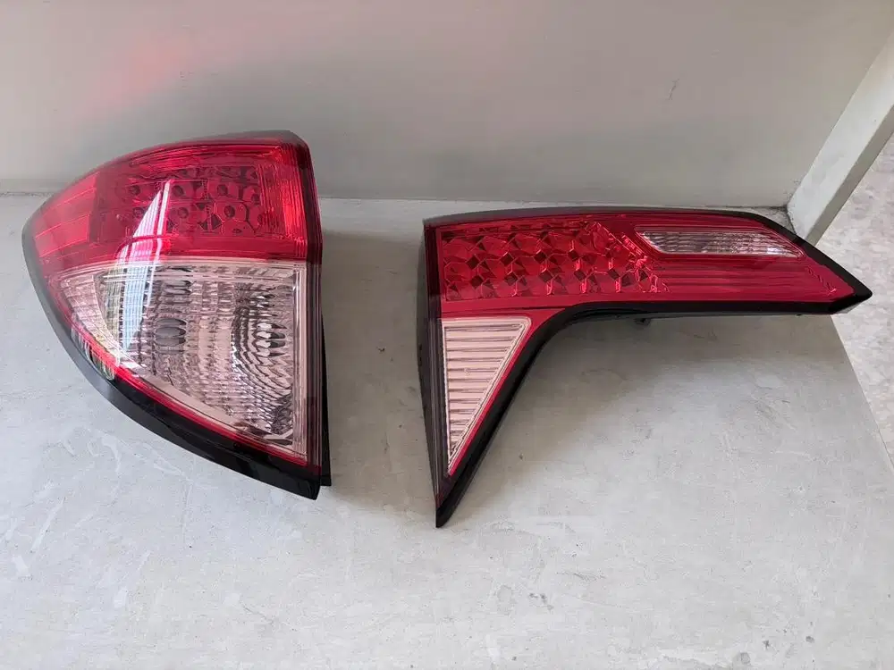 Stop lamp/ Lampu rem & Reflector Honda HRV 2015-2017 (original)