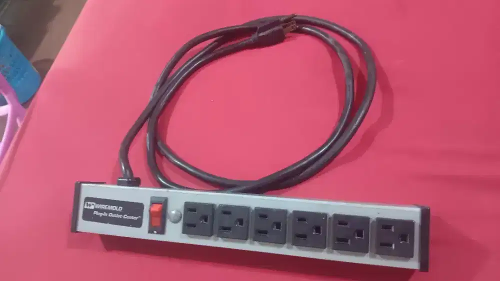 KABEL UNTUK AUDIO HING AND  MERK WIREMOLD