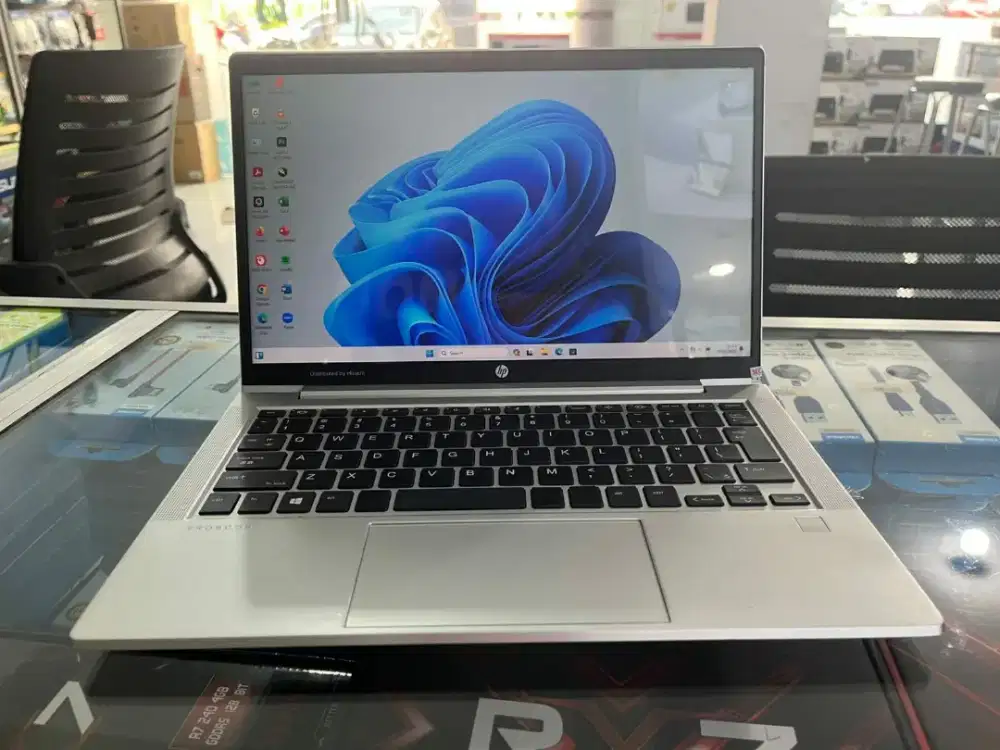 LAPTOP HP PROBOOK AERO RYZEN5 RAM 8GB SSD 256GB