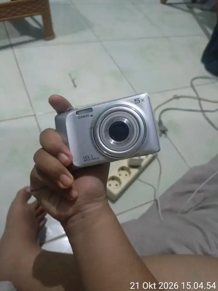 Kamera casio 16.1 mega pixels 5x