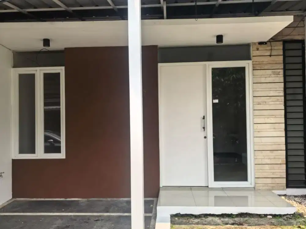 Disewakan Rumah Nyaman Siap Huni Minimalis Lokasi Strategis di Taman Kopo Indah 5 Cluster Sommerville Bandung