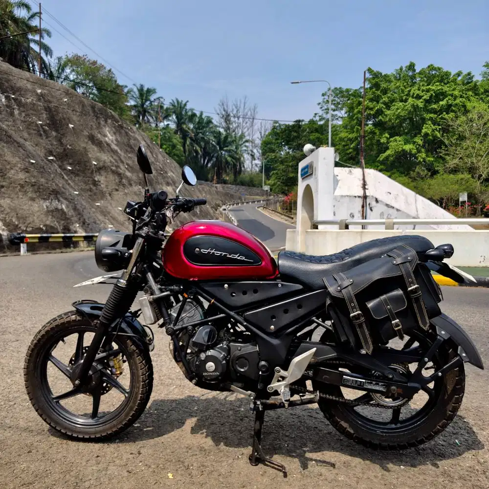 HONDA CB 150R CUSTOM SCRAMBLER