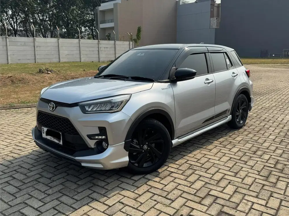 Toyota Raize GR TSS 2022/2021 cash tangan pertama
