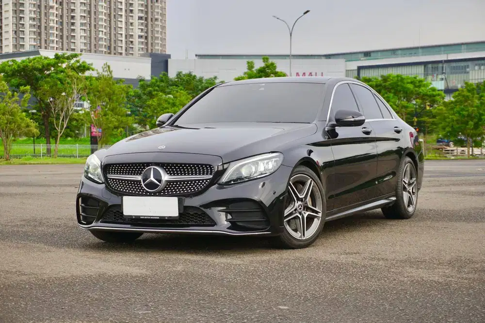 SERVICE RECORD Mercedes Benz C300  W205 Facelift AMG 2019