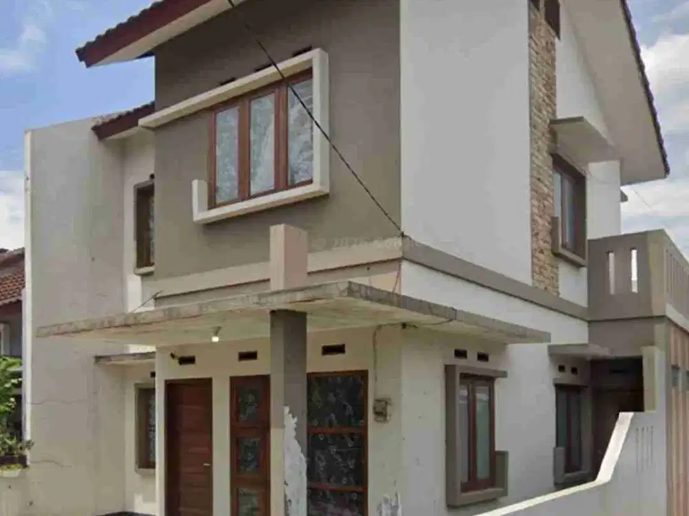 Rumah bagus terawat siap huni di sariwangi bandung
