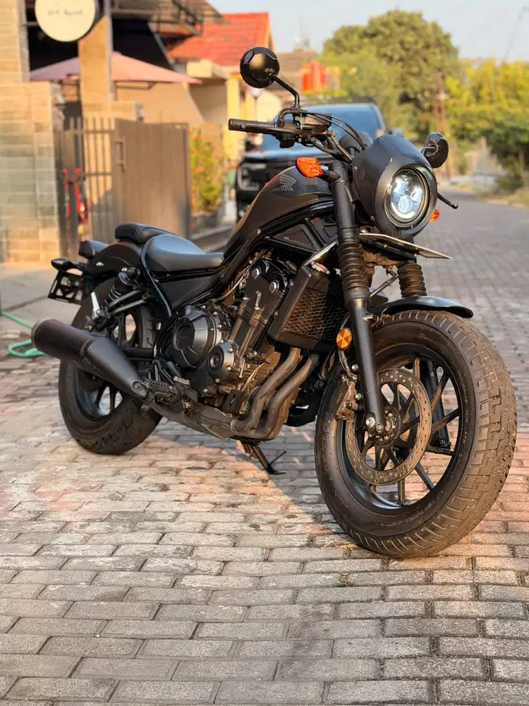 Honda Rebel 500cc, Nik 2019 pmk 2020. Km 7000 an warna Hitam