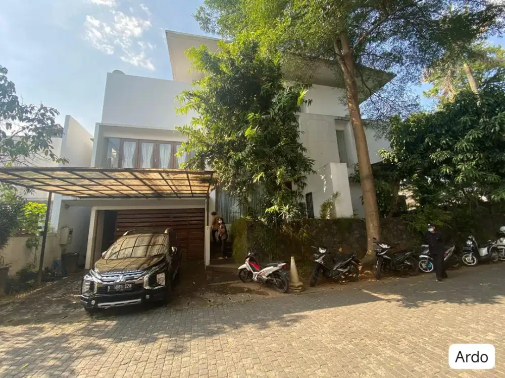 DIJUAL RUMAH TOWNHOUSE KEMANG SEKA – KEMANG TIMUR RAYA, JAKARTA SELATAN