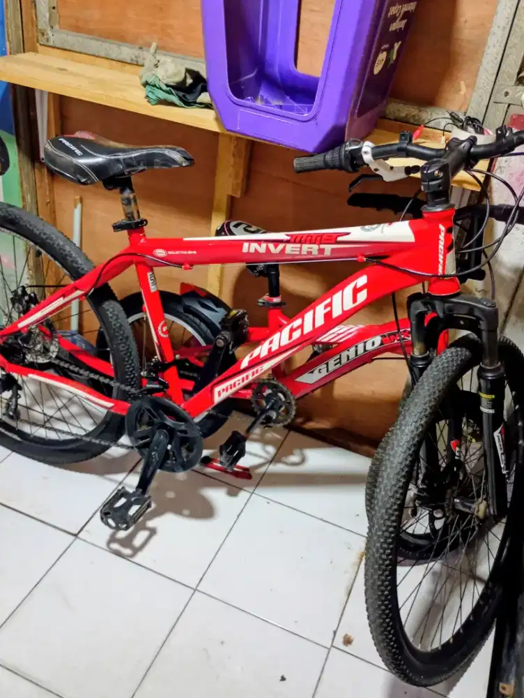 Sepeda pacific dan Genio