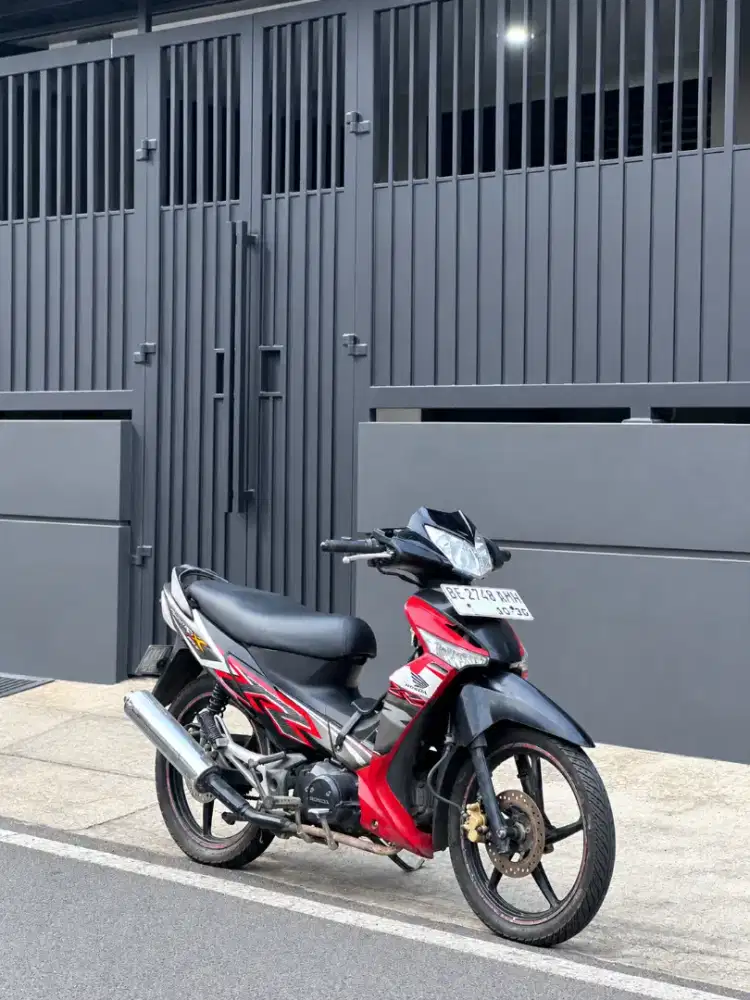 Honda Supra X 125 Batman