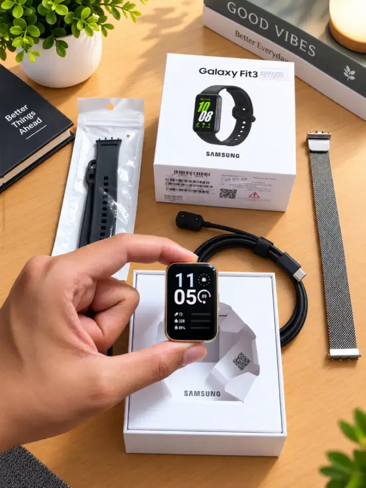 Jual cepat Samsung Galaxy Fit 3 bonus strap magnetic