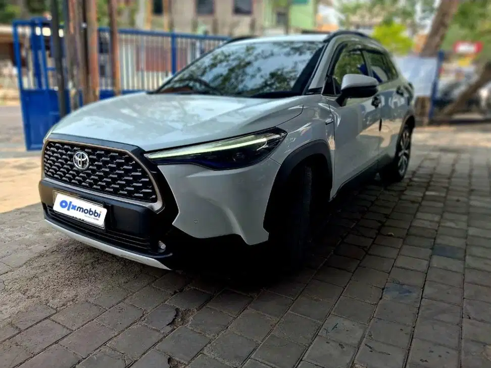 Pajak Panjang - Toyota Corolla 1.8 Cross Hybrid Bensin AT 2020