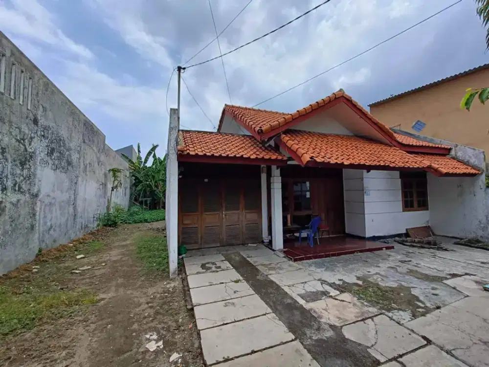 Rumah Hitung Tanah Kutisari Selatanhadap Utara Row Jalan 8 Meter