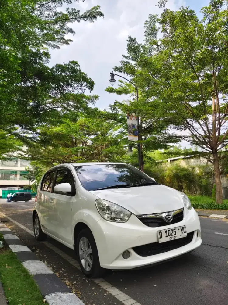 Dp 10 juta! Sirion RS manual 2014 km 100 rb