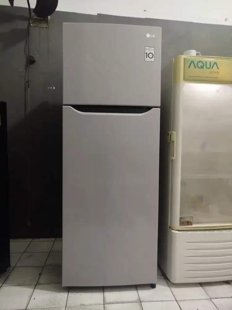 Kulkas LG inverter