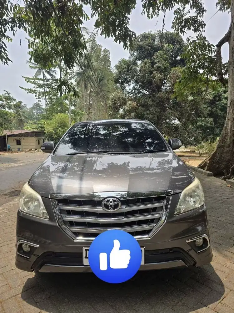 DIJUAL TOYOTA INNOVA V LUXURY 2015