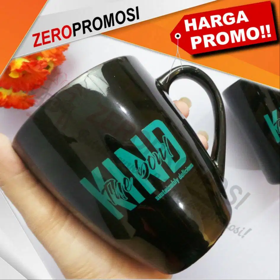 Mug Keramik Hitam Glossy Custom Logo Souvenir Premium Perusahaan