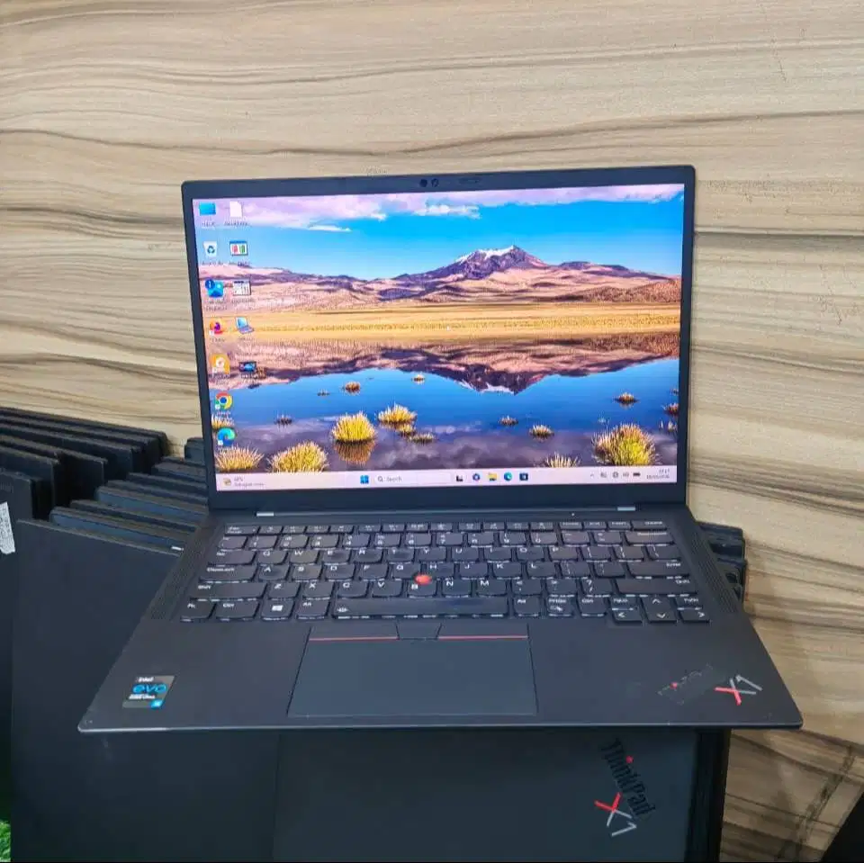 Laptop  Lenovo Thinkpad X1 Carbon Core i5 Gen11 Ram 16GB N-DC