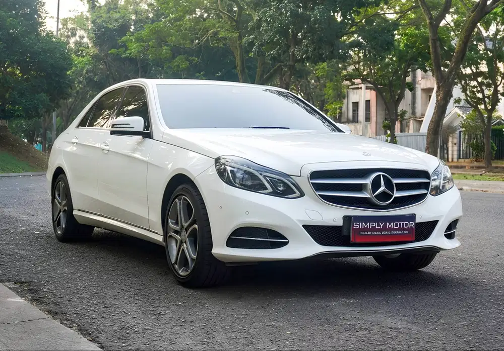 [46rb KM] MERCEDES-BENZ E250 AVANTGARDE 2.0 W212 2015