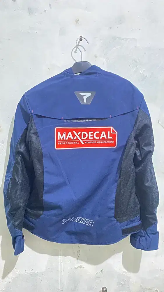 Jaket tracker maxdecal