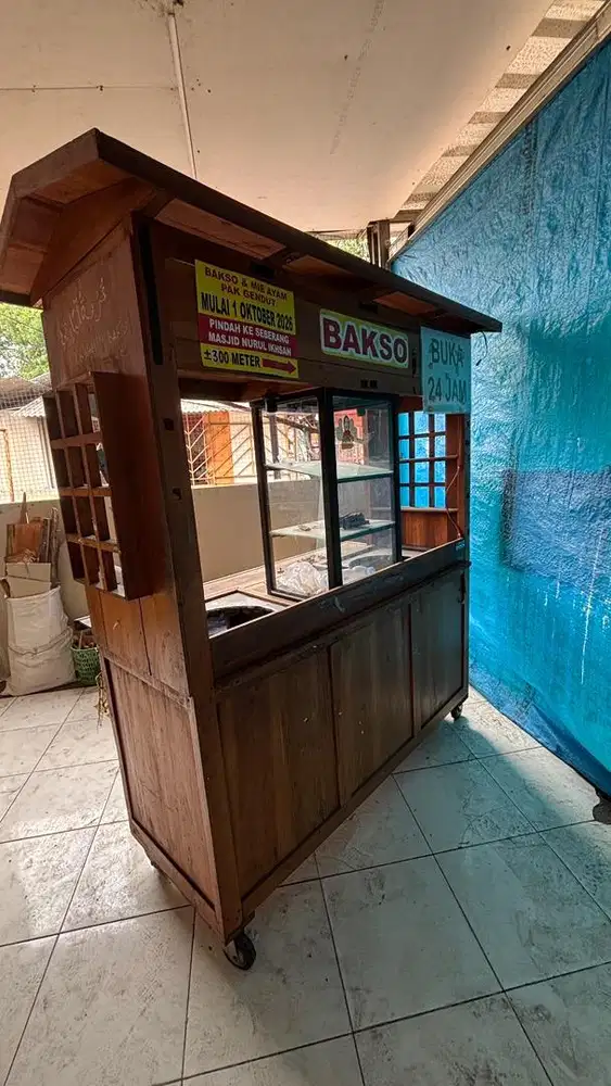 Gerobak bakso dan mie ayam 2 tungku