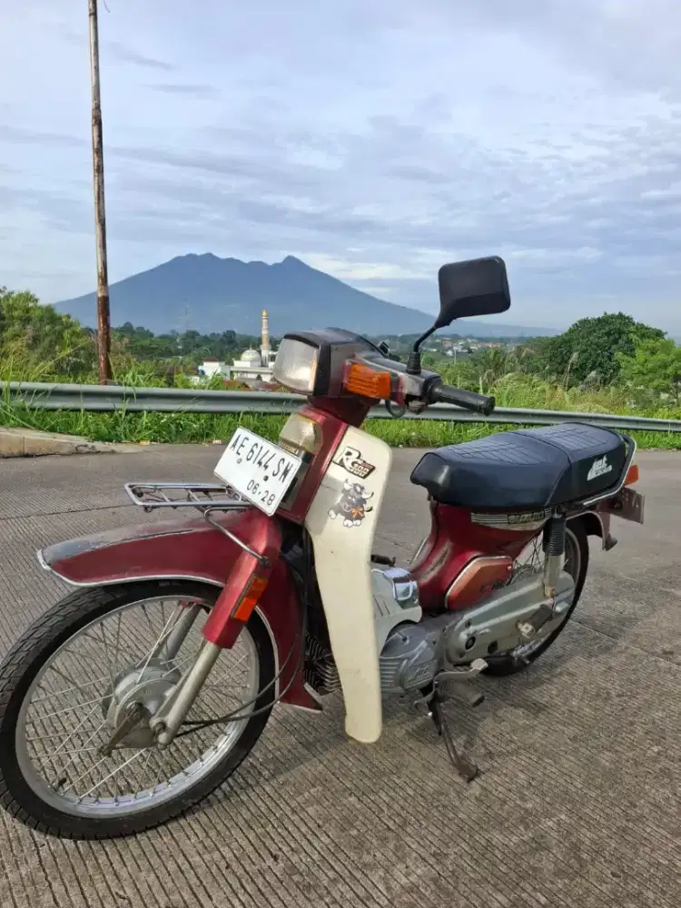SUZUKI RC 100 Deluxe