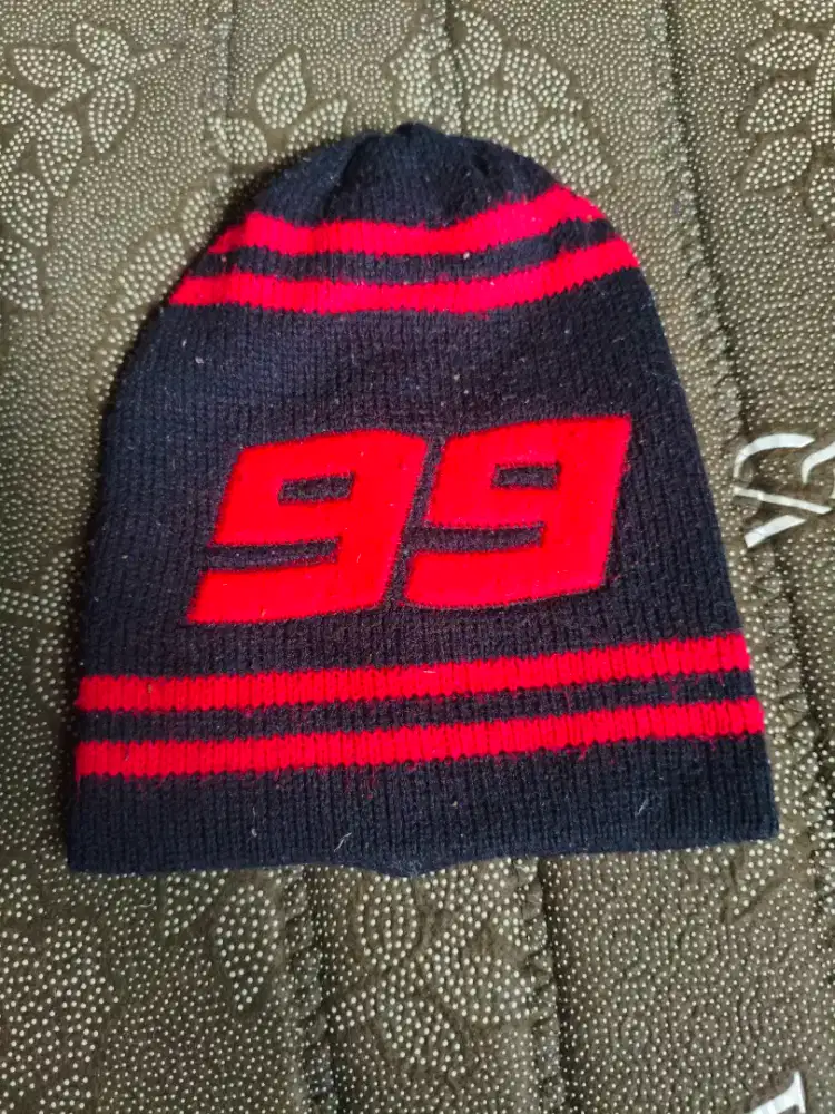 Topi bucket Topi Kupluk Thrifting