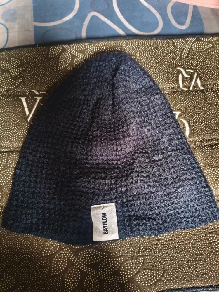 Topi kupluk Rajut Thrifting