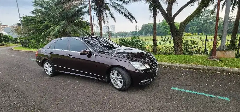 mercedes-benz e300 (2011)