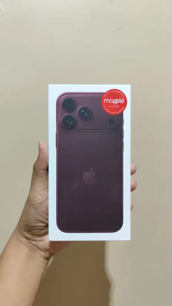 iphone 18 promax 256 burgundi new