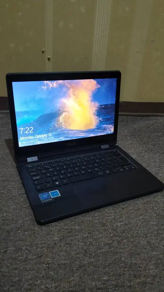 JUAL ASUS TP202NA Touchscreen ( Bisa dilipat 360)
