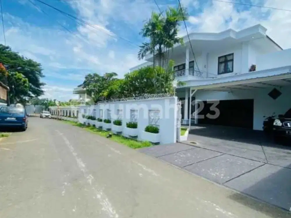 Sewa Rumah 2 Lantai di Pejaten Barat Dekat Kemang