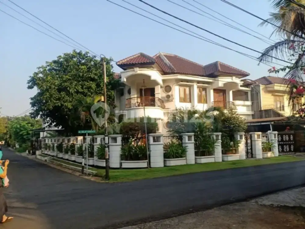 Rumah Bagus 2 Lantai Hook di Duren Sawit, Jakarta Timur