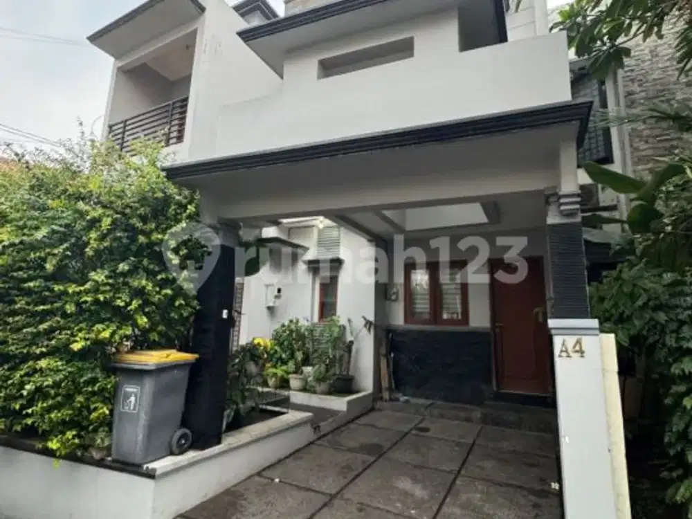 Rumah Asri 2 Lantai di Kramat Jati Jaktim