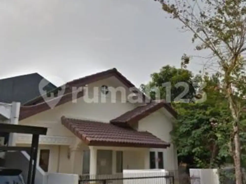 Rumah Posisi Hook di Bintaro Sektor 9