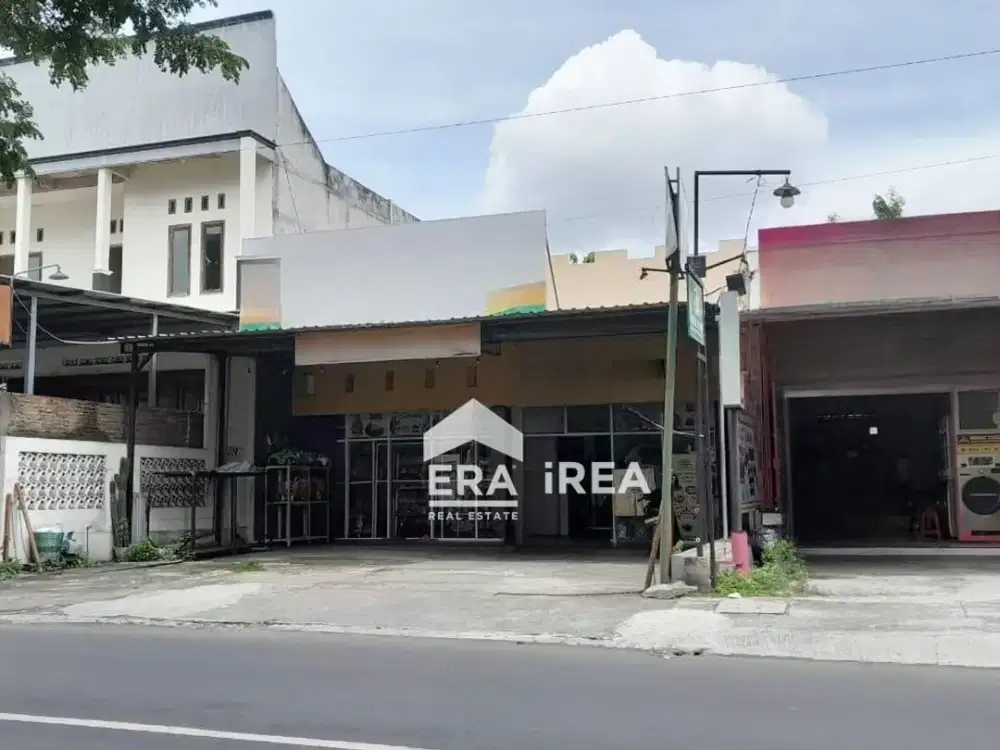 DIJUAL RUANG USAHA DI JATEN KARANGANYAR DEKAT ALUN-ALUN
