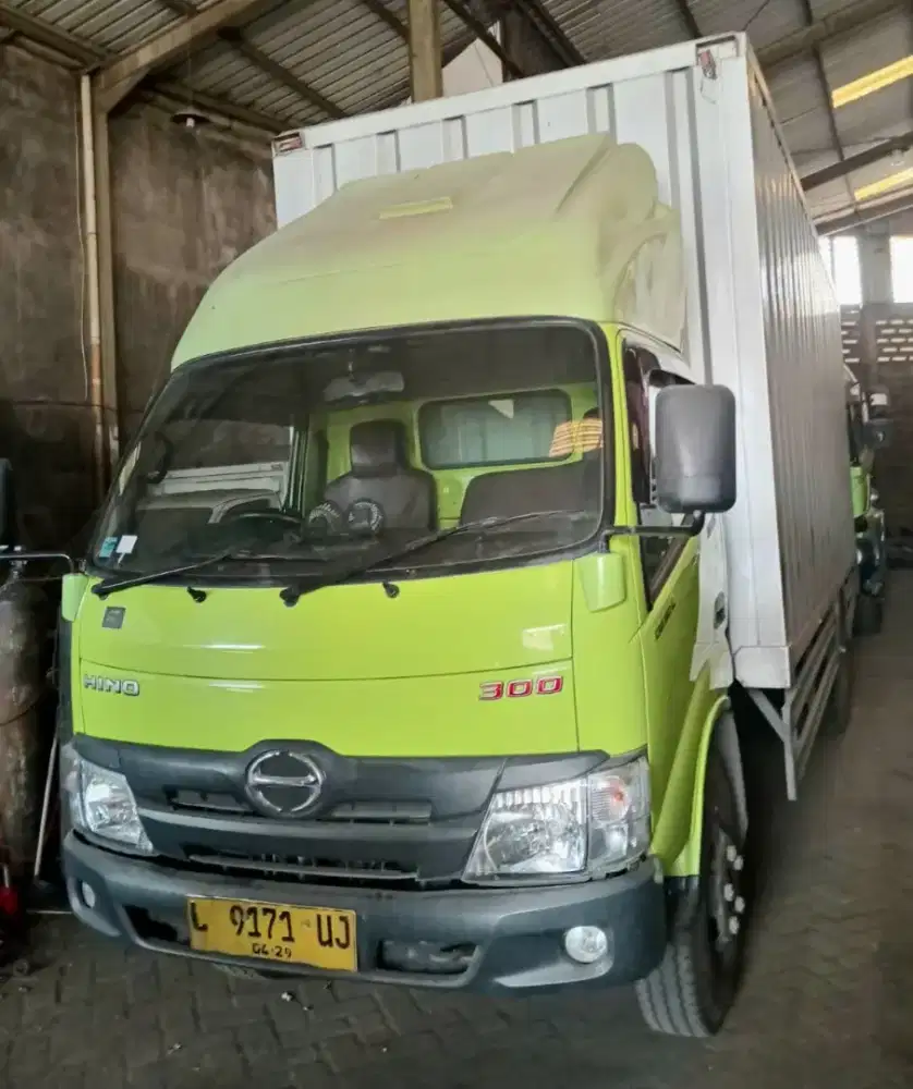 Hino DUTRO 136 MDL Long box 2023 / 2024