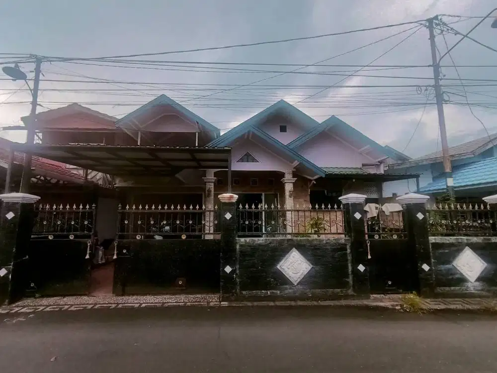 Rumah Modern Nyaman Asri Strategis